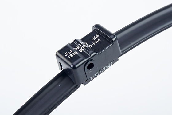 Buy Flexibility Windscreen Wiper Blades Scratch Resistant Car Wiper Blades online manufacture