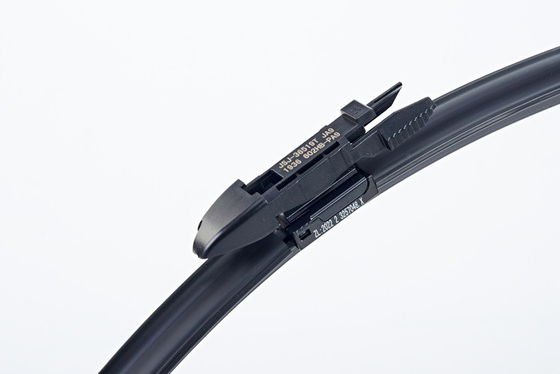 Buy Flexibility 18 Inch Silicone Wiper Blades Customizable Silicone Rear Wiper Blade online manufacture