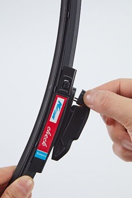 Buy High End Car Wipers Fits Windshield Curvature For Smooth And Quiet Operation online manufacture